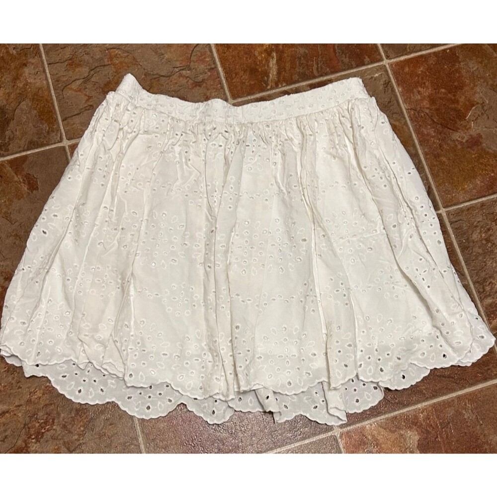 Torrid White Cottage Peasant Boho A-line eyelet Skirt Size 2 2X